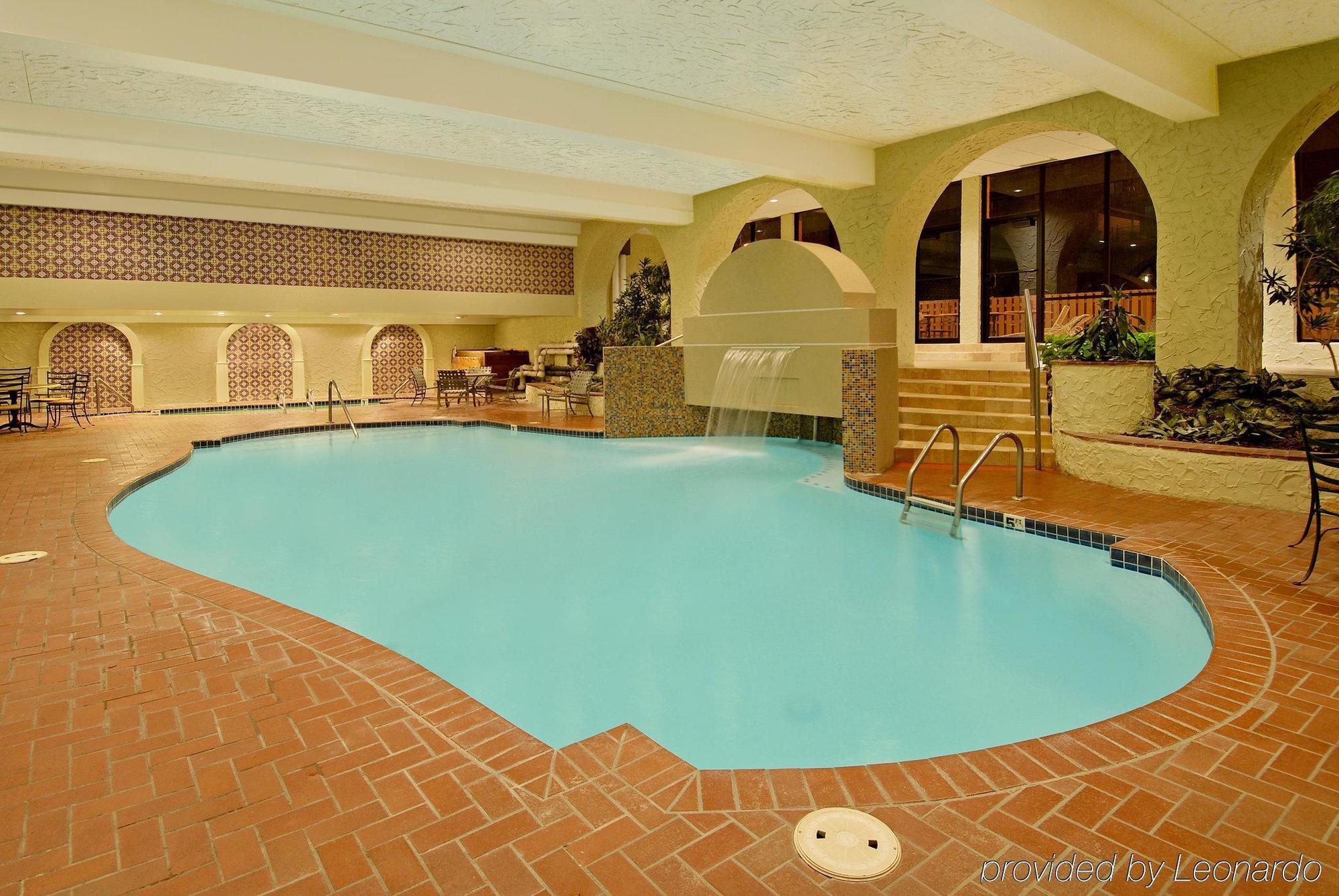 Aksarben Suites Trademark Collection By Wyndham Omaha Facilidades foto